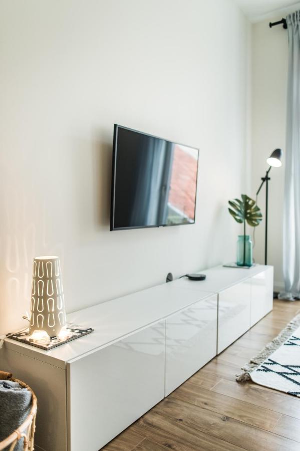Stylish Apartment In The Heart Of Kaunas Old Town Exterior photo