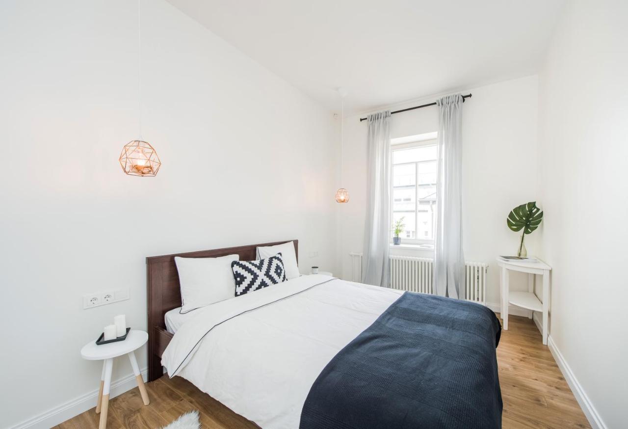 Stylish Apartment In The Heart Of Kaunas Old Town Exterior photo