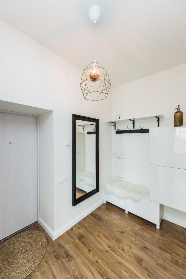 Stylish Apartment In The Heart Of Kaunas Old Town Exterior photo