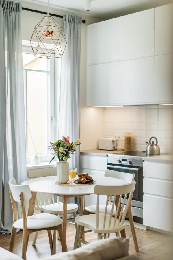 Stylish Apartment In The Heart Of Kaunas Old Town Exterior photo
